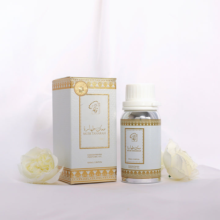 musk perfume oil by lulu gallery